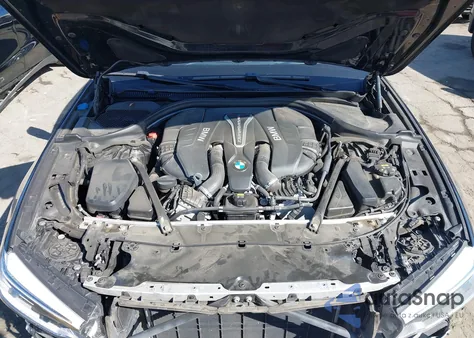 2019 BMW M550I xDrive z USA, uszkodzony, nr VIN WBAJB9C52KB289011